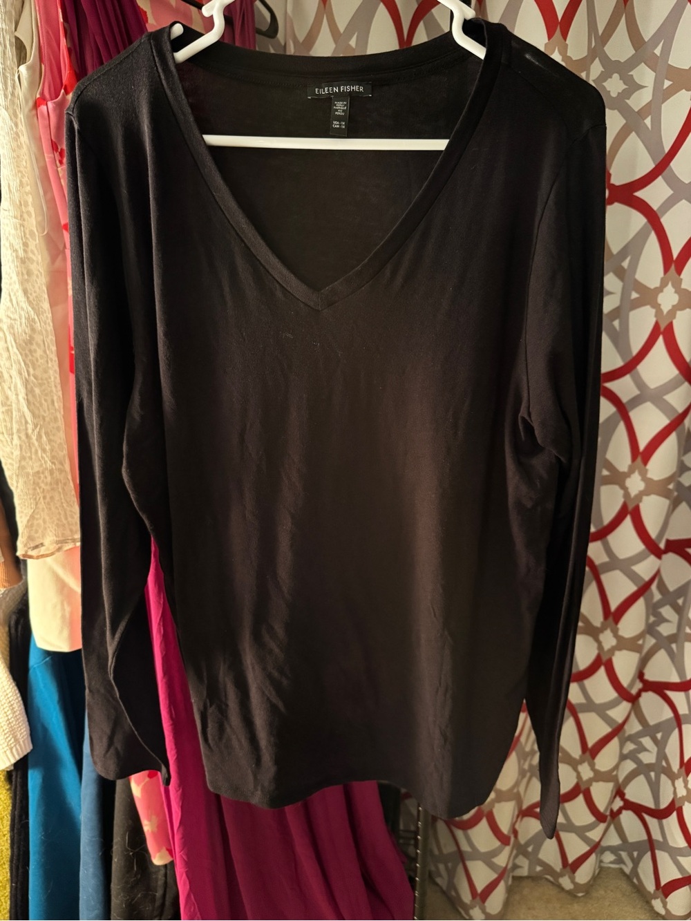 Eileen Fisher Black V-Neck Long Sleeve Tee